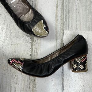 AGL Attilio Giusti Leombruni snakeskin leather ballet flat heels (37 EU/ 7 US)